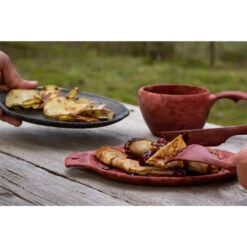 Kupilka Boîte-cadeau-Tasse, Cuillère Et Bol-Cranberry (Rouge) -Camping Randonnée Magasin kupilka boite cadeau tasse cuillere et bol cranberry rouge 4