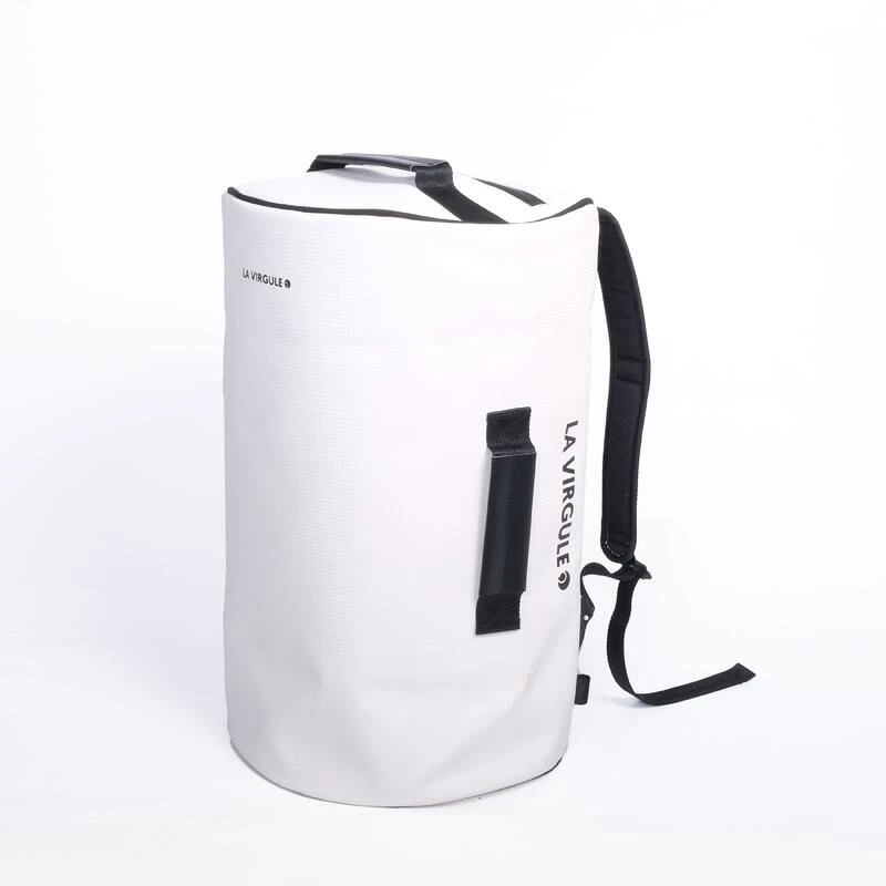Sac weekend upcyclé - Duffel bag Hors-Bord - 35L Blanc Carbone Sac Weekend Upcyclé - Duffel Bag Hors-Bord - 35L Blanc Carbone -Camping Randonnée Magasin sac weekend upcycle duffel bag hors bord 35l blanc carbone