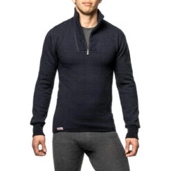 Woolpower Merino Mid Layer Zip Turtleneck 400 - Marine Foncé -Camping Randonnée Magasin woolpower merino mid layer zip turtleneck 400 marine fonce 3